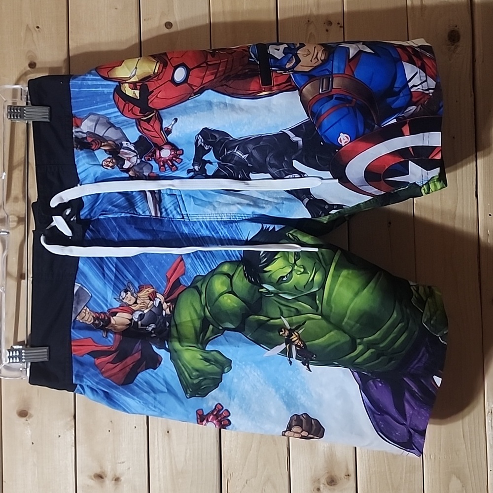 Marvel Avengers Swim Shorts Size Small